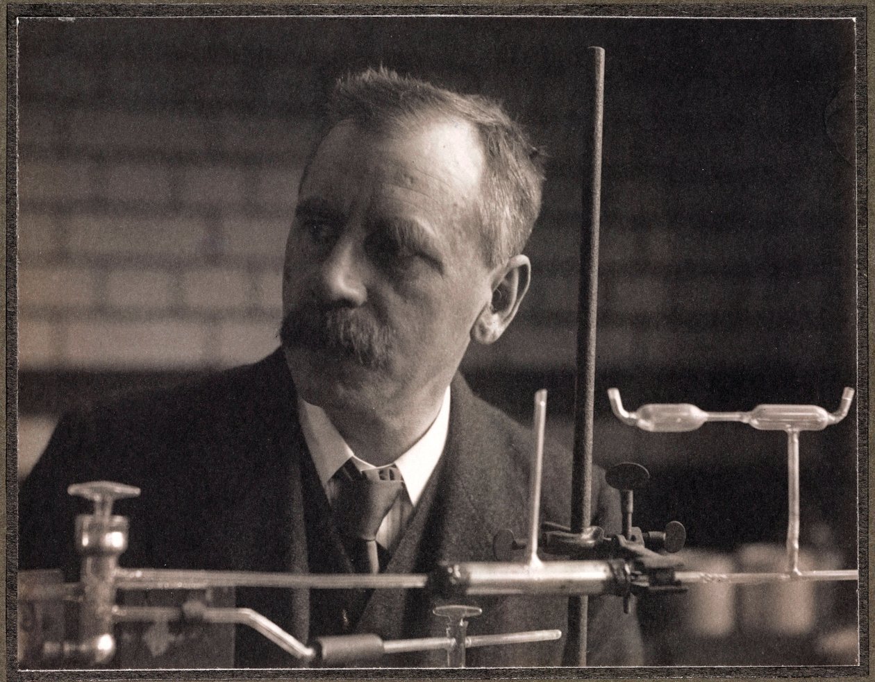 Herbert Brereton Baker, chimiste britannique - Ferdinand Georg Waldmuller