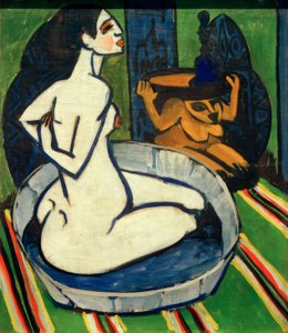 Nu féminin dans la baignoire