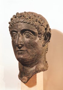 Tête de Constantin le Grand (c.274-337)