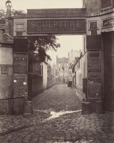 Cour Saint-Guillaume, ca. 1865 - Charles Marville