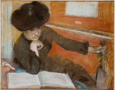 Femme assise devant un piano - Edgar Degas