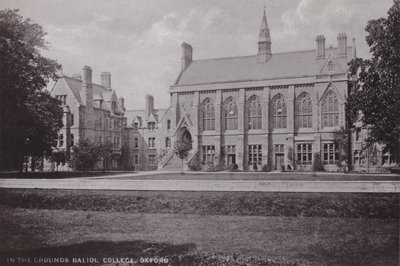 Dans les jardins de Baliol College, Oxford - English Photographer