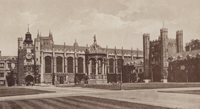 Trinity College, Great Court, Cambridge (photo n/b) - English Photographer