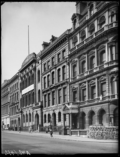 Colmore Row, Birmingham, 1941 - George Bernard Mason