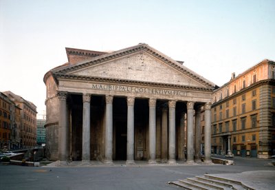 Vue extérieure du Panthéon - Roman