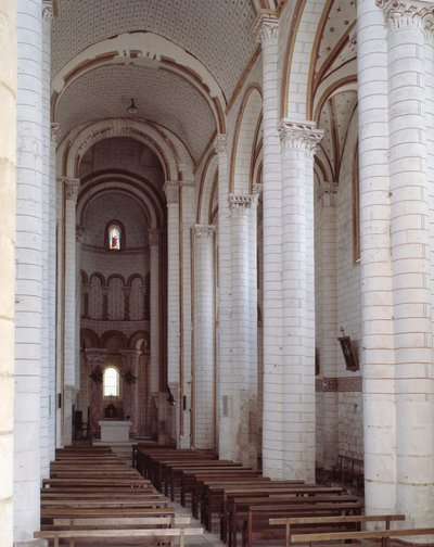 Vue de la nef - Romanesque