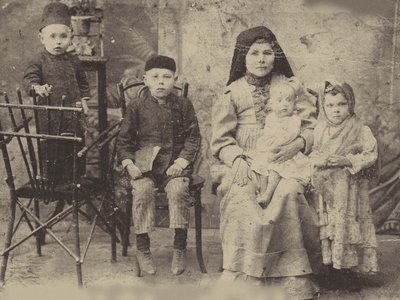 Famille tatare de Kazan, vers 1900 - Russian Photographer