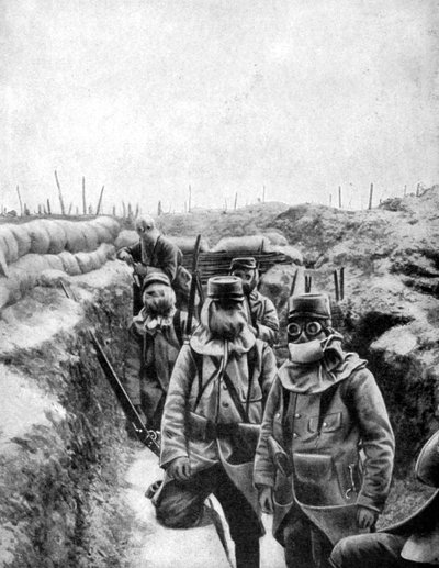 Soldats français avec des masques à gaz improvisés, 1915 - Unbekannt