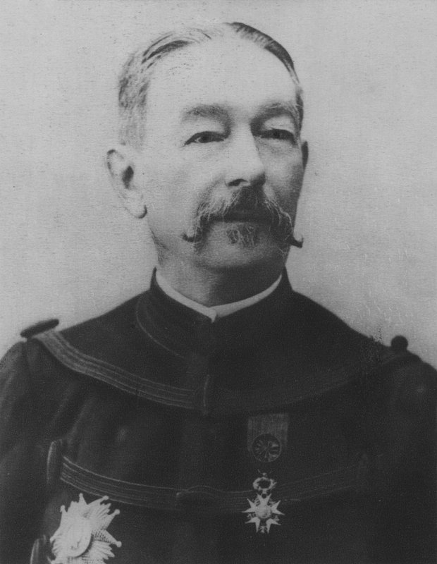 Le Général Mercier - (after) French Photographer