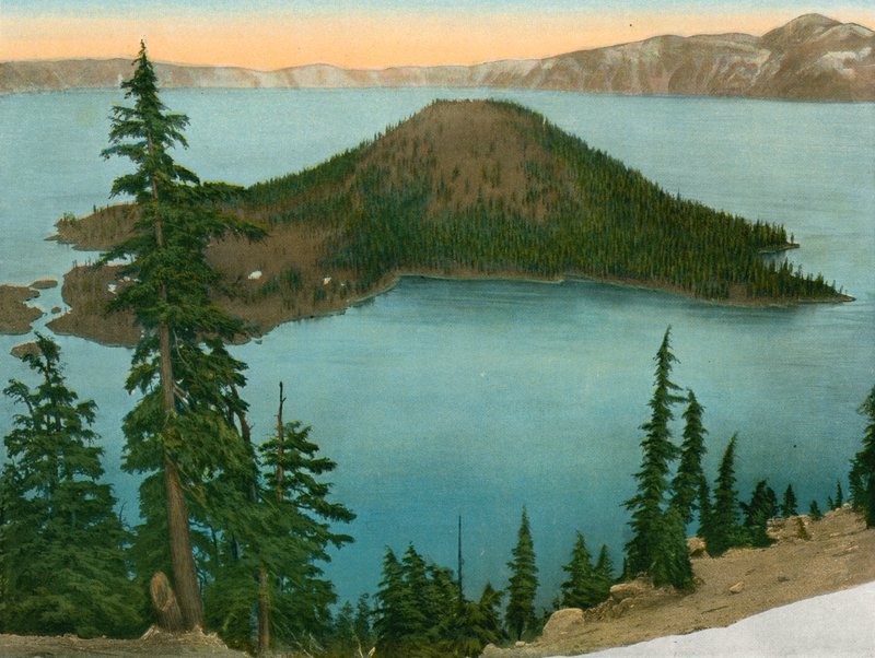 Île Wizard, lac Crater - American Photographer (after)