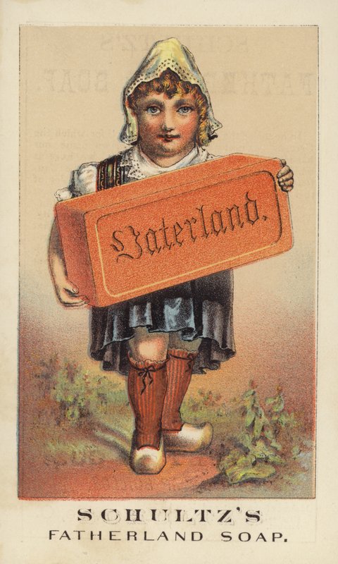 Fille hollandaise tenant une barre de savon géante - American School