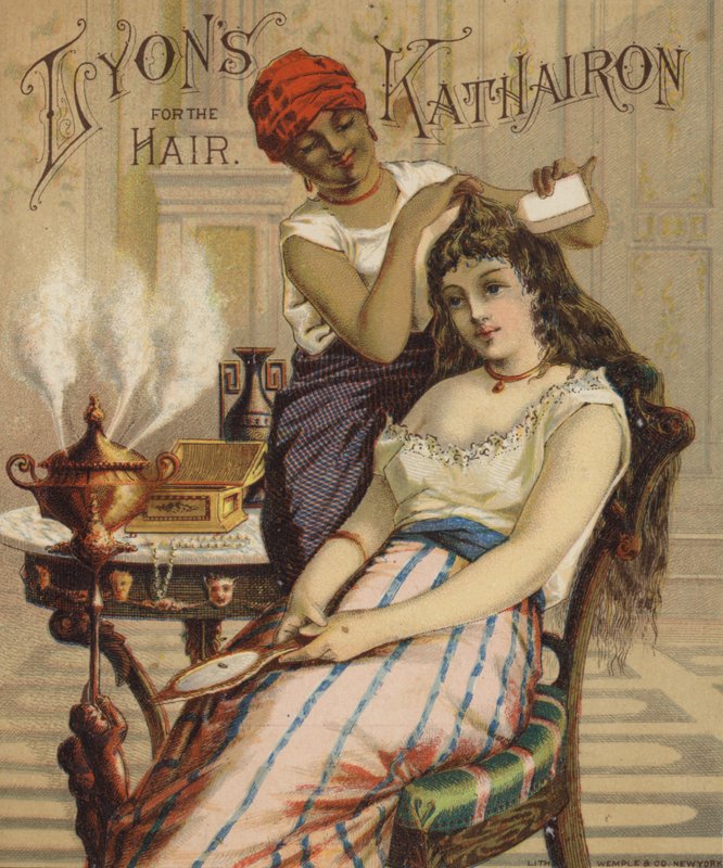 Dame ayant un traitement capillaire - American School