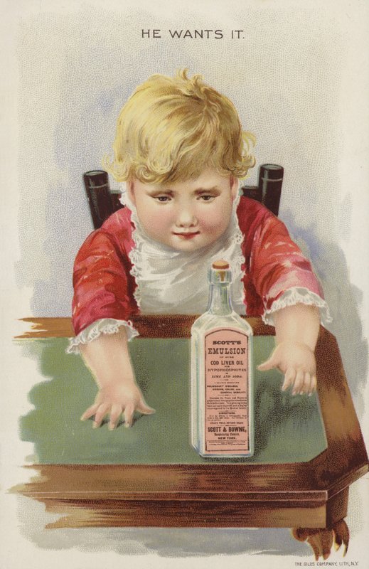 Jeune garçon assis à une table - American School