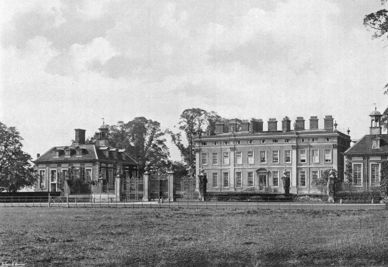 Façade Est - Charles Latham