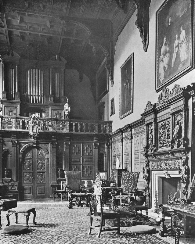 Le Hall - Charles Latham