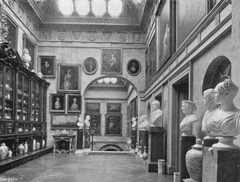 Le hall - Charles Latham