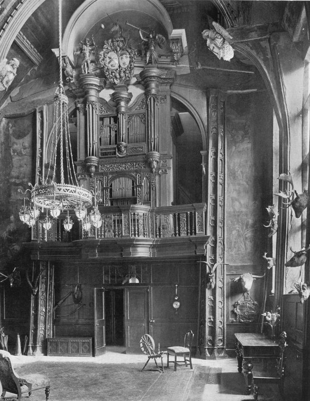 Le Vieux Hall - Charles Latham
