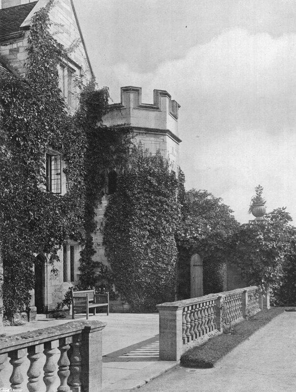 Vers le Jardin Privé - Charles Latham