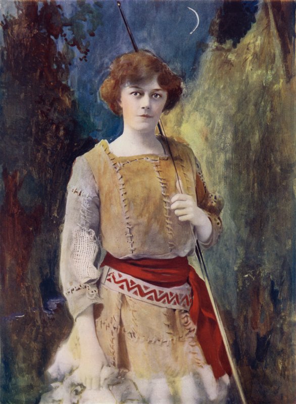Miss Irene Vanbrugh dans The Admirable Crichton - English Photographer