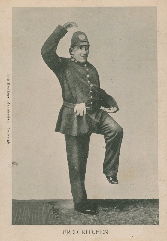 Fred Kitchen, policier dansant - English Photographer