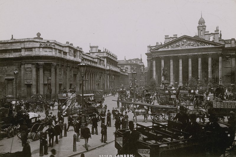 Vue générale de la Bourse Royale - English Photographer