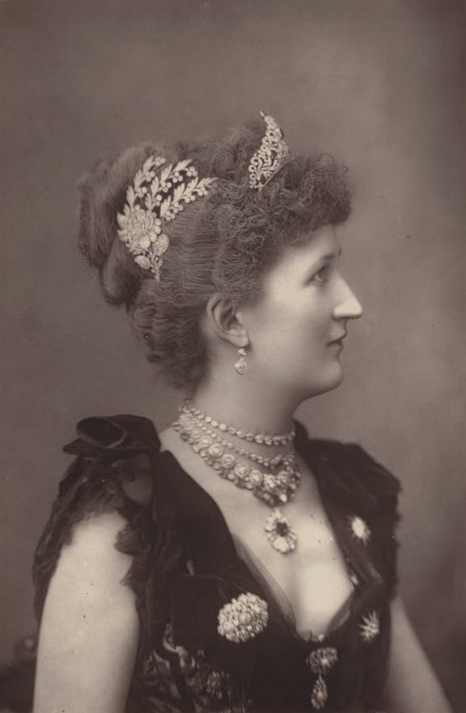 Lady Carew - English Photographer