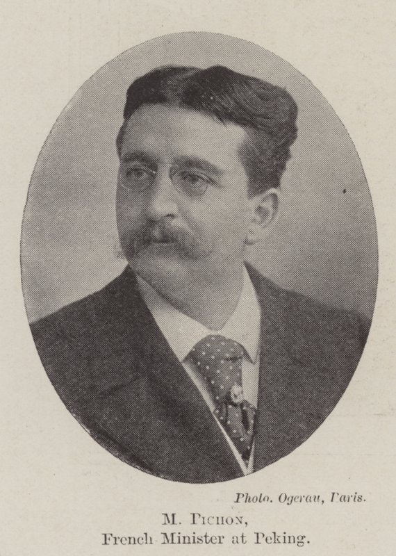 M. Pichon, ministre français à Pékin - English Photographer