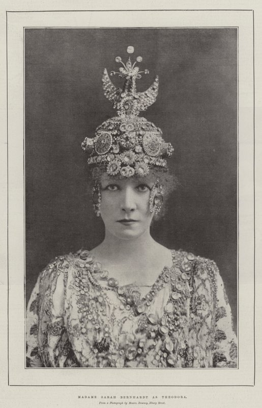 Madame Sarah Bernhardt en Théodora - English Photographer