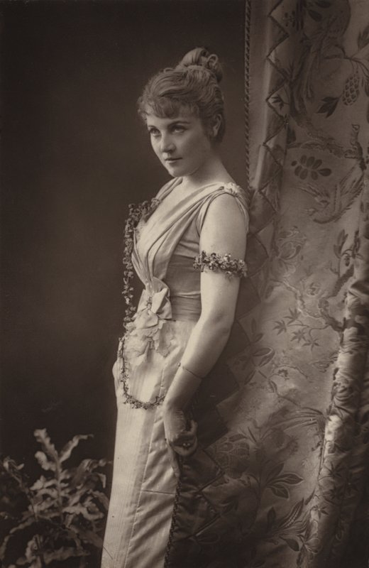 Miss Adelaide Detchon - English Photographer