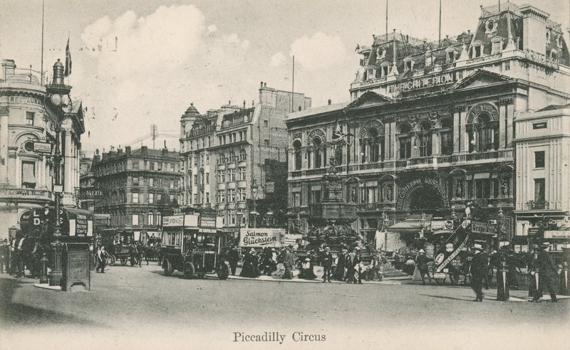 Piccadilly Circus - English Photographer