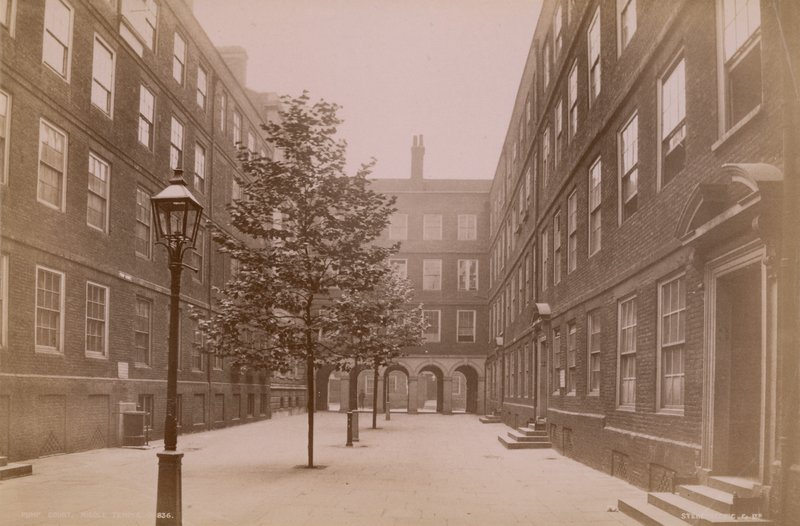 Pump Court dans le Middle Temple - English Photographer