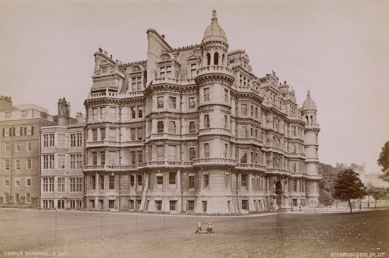 Vue des jardins du Temple - English Photographer