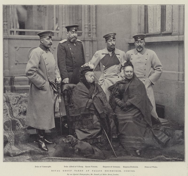 Groupe royal pris au Palais Édimbourg, Cobourg - English Photographer