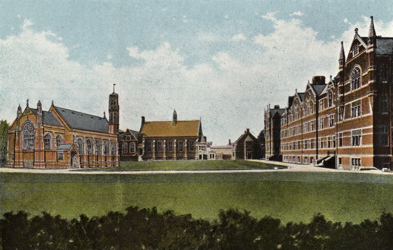École Leys, Bâtiments Principaux - English Photographer