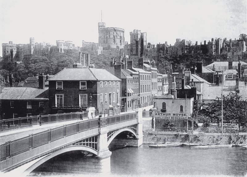 Château de Windsor depuis le pont - English Photographer