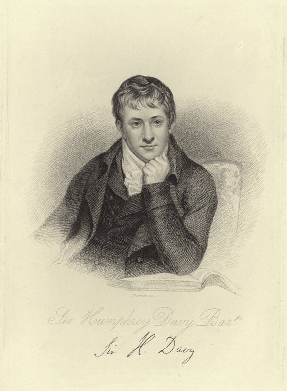 Humphrey Davy - English School