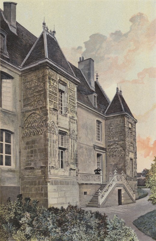 Cluny, Ancien Château (Hôtel de Ville) - French Photographer