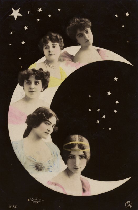 Filles sur la lune - French Photographer