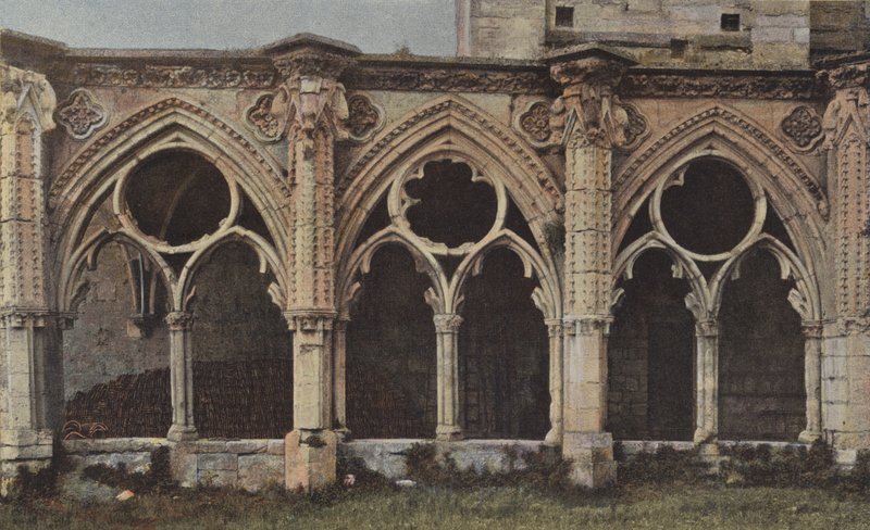Soissons, Ruines du cloître Saint-Jean-des-Vignes (façade N) - French Photographer