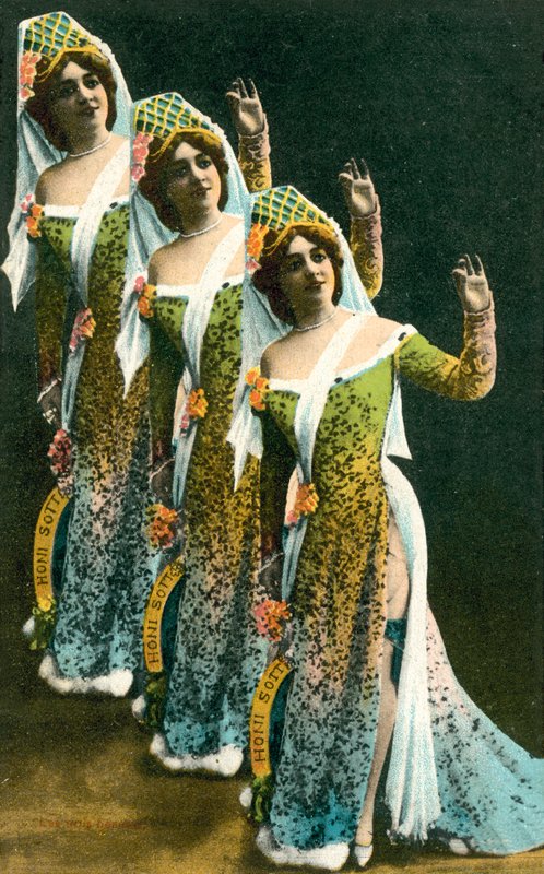 Trois Beautés - French Photographer