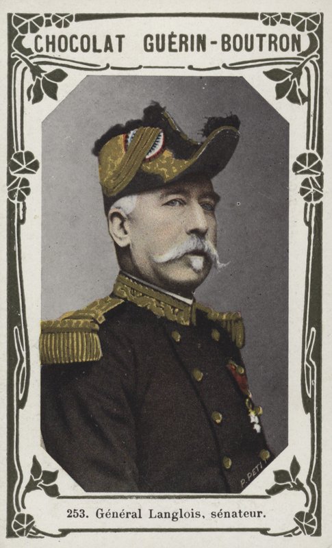 Général Langlois, sénateur - French School