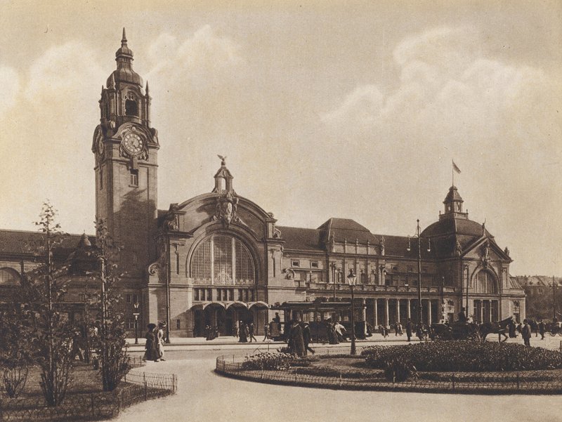 Wiesbaden, Hauptbahnhof - German Photographer