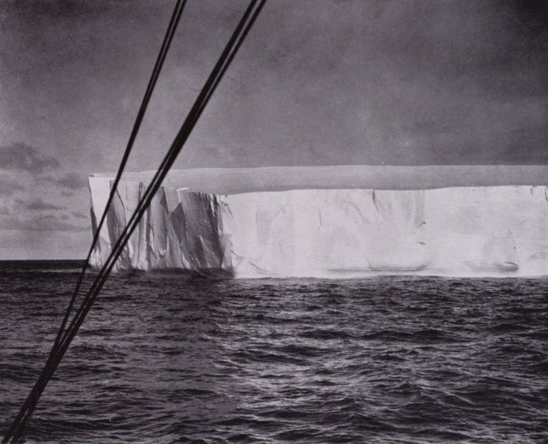 "Ils ont aperçu leur premier iceberg" - Herbert Ponting