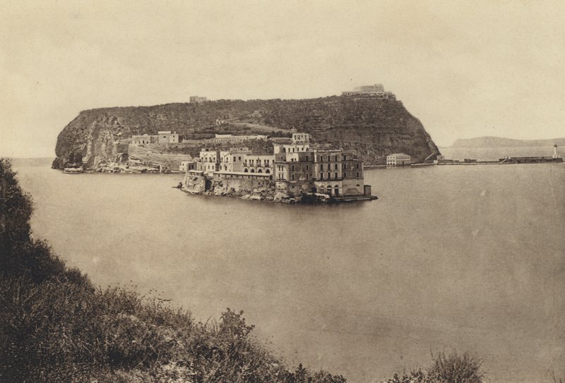 Naples : Isola Di Nisida - Italian Photographer