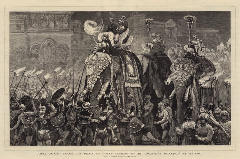 Nagas dansant devant l