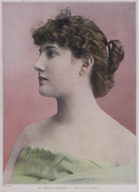 Nelly Cormon, actrice française - Reutlinger Studio