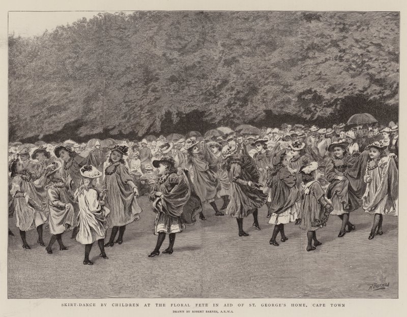 Danse de Jupe par des Enfants à la Fête Florale au Profit de St George