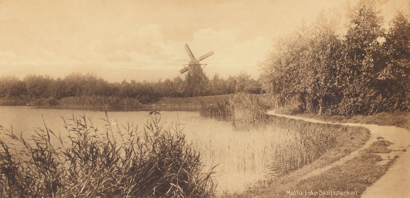 Malmö : Motif de Slottsparken (photo n/b) - Swedish Photographer